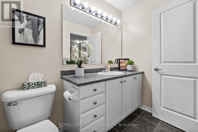 29239471/117-urbancrest-private/stonebridge/ottawa/ontario/K2J0Z6_23