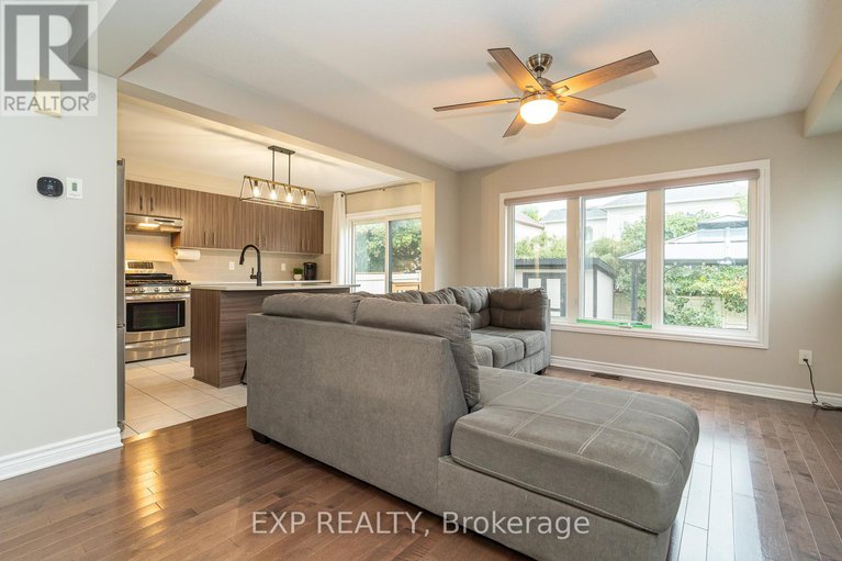28799331/3545-woodroffe-avenue/strandherd/ottawa/ontario/K2G7A8_11