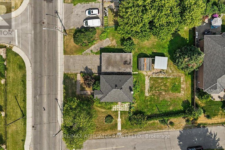 28834454/1133-snow-street/cyrville/ottawa/ontario/K1J7R5_19
