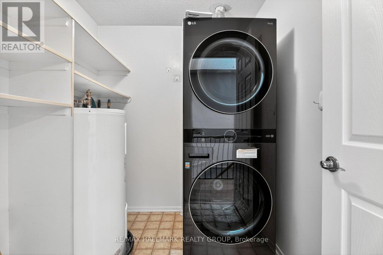 29360556/b-6746-jeanne-darc-boulevard-n/convent-glen-north/ottawa/ontario/K1C6E9_36