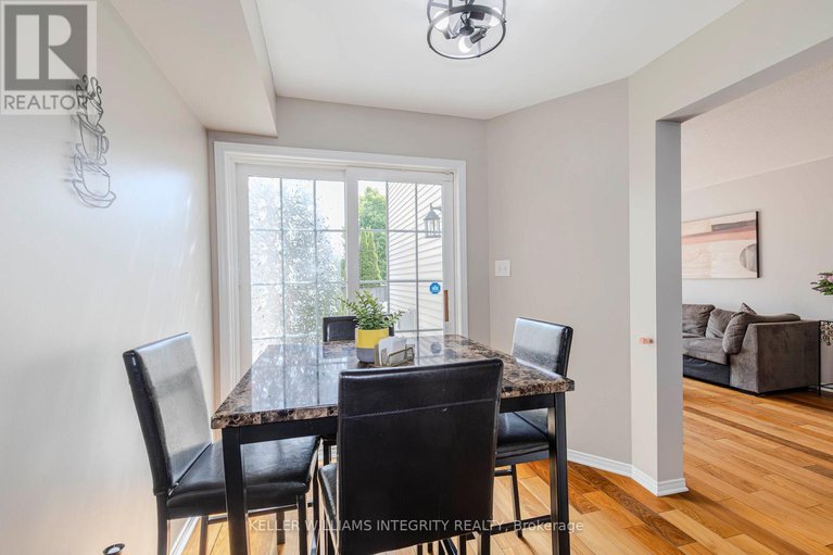 28477892/336-quetico-private/stonebridge/ottawa/ontario/K2J0E5_19