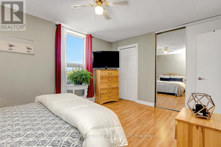 28742100/405-665-bathgate-drive/carson-meadows/ottawa/ontario/K1K3Y4_31