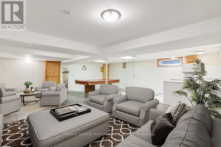 27687403/1932-marquis-avenue/ottawa/ontario/K1J8J2_25