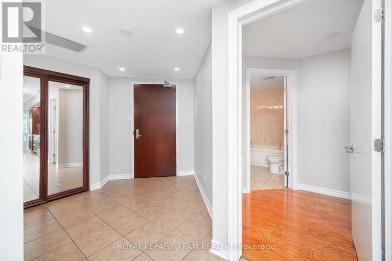 29333702/1704-200-rideau-street/sandy-hill/ottawa/ontario/K1N5Y1_4