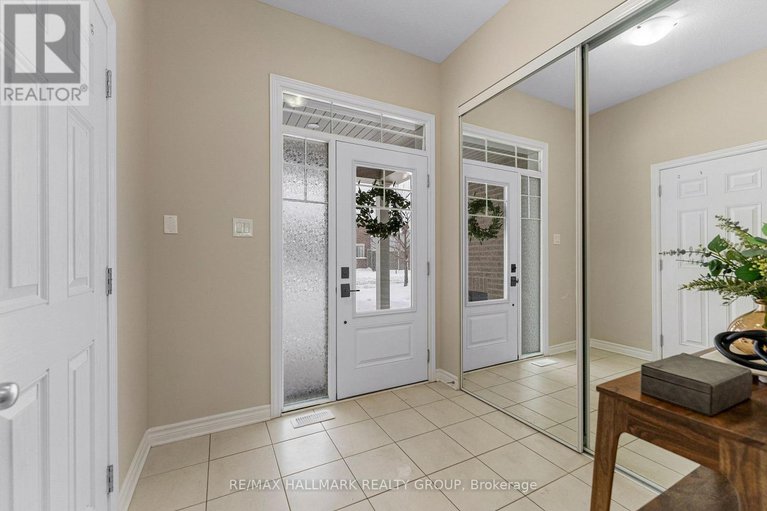 29359977/940-kilbirnie-drive/half-moon-bay/ottawa/ontario/K2J6G2_3