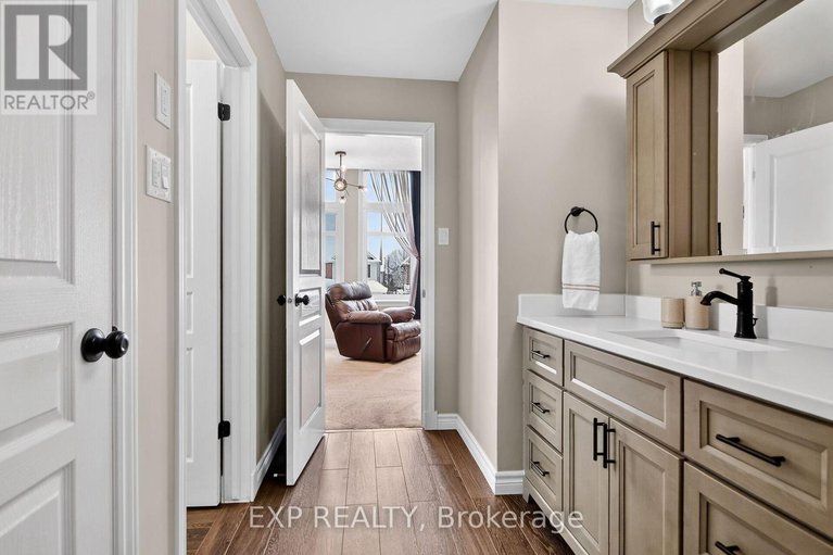 29300765/103-coyote-crescent/stittsville-south/ottawa/ontario/K2S2G4_38