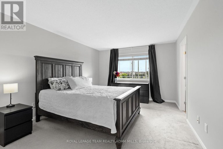 28591916/1543-carronbridge-circle/emerald-meadowstrailwest/ottawa/ontario/K2M0G8_24