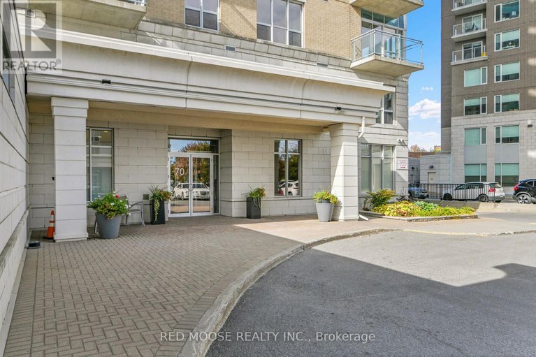 29013970/703-70-landry-street/vanier/ottawa/ontario/K1L0A8_2