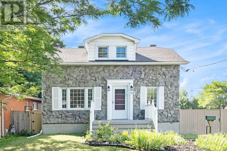 28638635/1318-brookline-avenue/ellwood/ottawa/ontario/K1V6S3_2