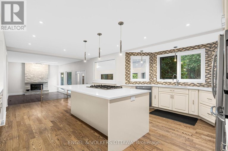 29629040/23-pinecone-trail/stittsville-central/ottawa/ontario/K2S1E1_16