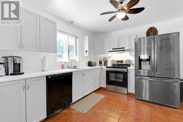 27879393/330-nursery-road/kemptville/north-grenville/ontario/K0G1J0_11
