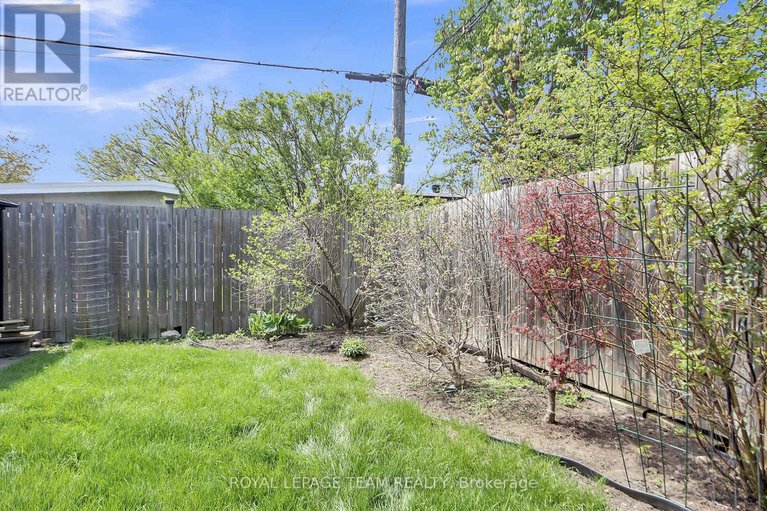 28310189/970-parkhurst-boulevard/mckellar-heightsglabar-park/ottawa/ontario/K2A3M9_34