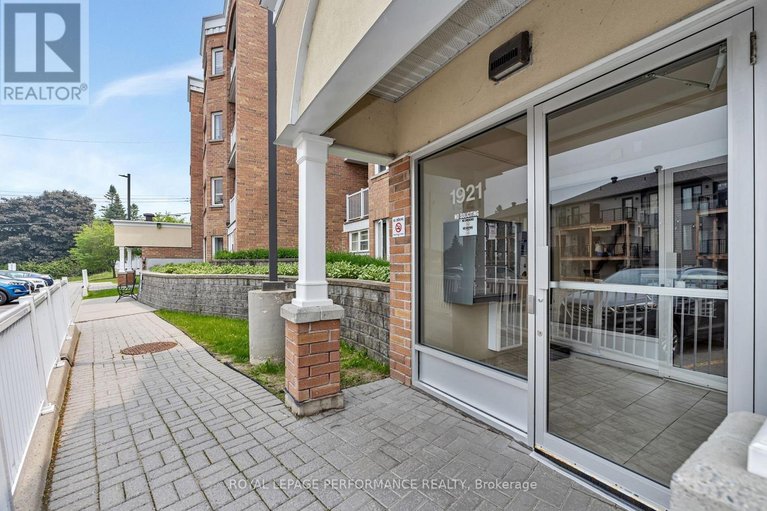 29604234/203-1921-st-joseph-boulevard/convent-glen-south/ottawa/ontario/K1C0A3_3