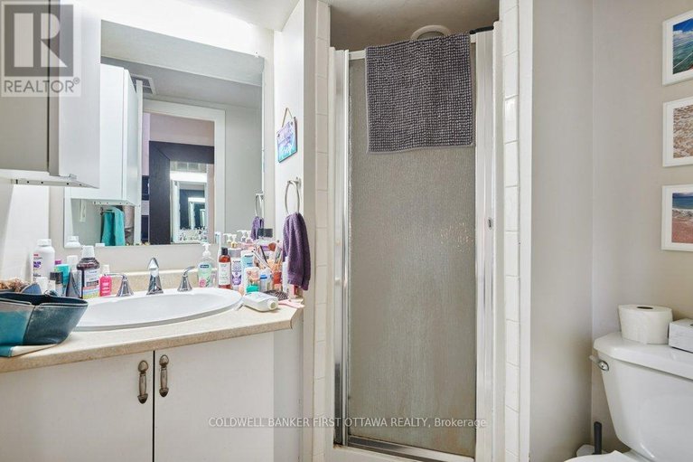 29633172/604-tanguay-court/katimavik/ottawa/ontario/K2L3X3_26