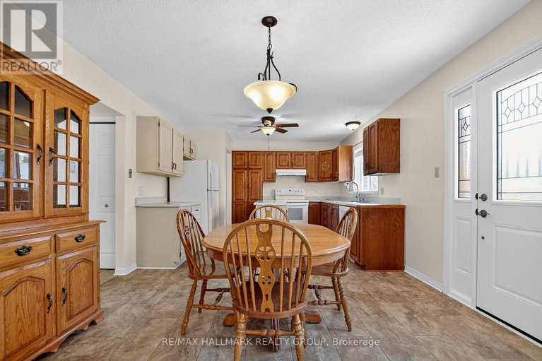 29001632/40-colonel-murray-street/richmond/ottawa/ontario/K0A2Z0_15