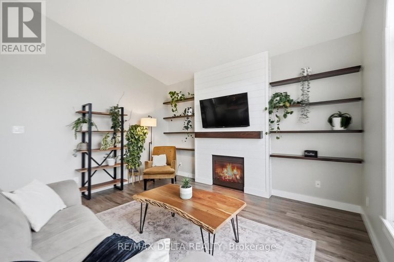 29615367/2669-chamberland-street/town-of-rockland/clarence-rockland/ontario/K4K0A5_15