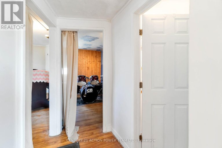 28888817/4975-st-paul-street/east-hawkesbury-twp/hawkesbury/ontario/K0B1P0_38