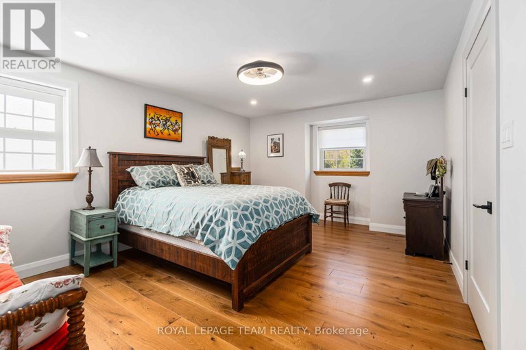 28940177/910-bolton-road/north-grenville-twp-kemptville-south/north-grenville/ontario/K0G1N0_37