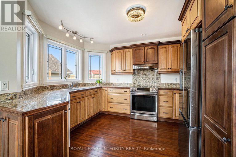 29409761/55-rowan-drive/morrisburg/south-dundas/ontario/K0C1X0_9