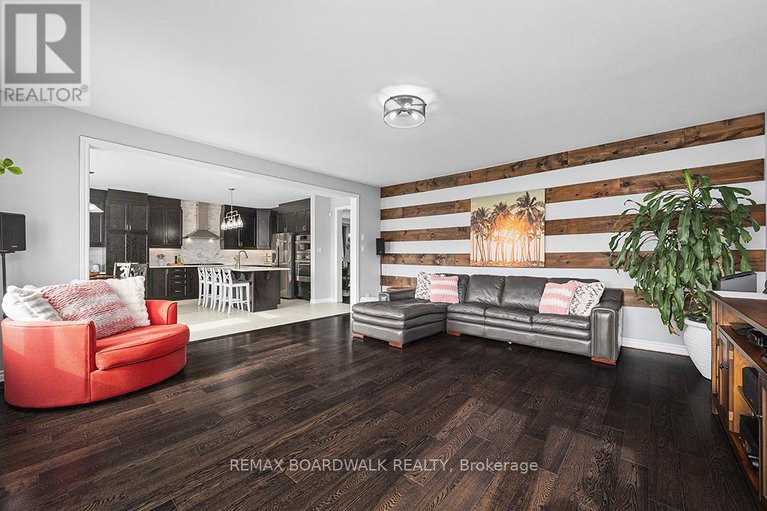 29414212/353-sweetclover-way/avalon-west/ottawa/ontario/K4A1E6_15