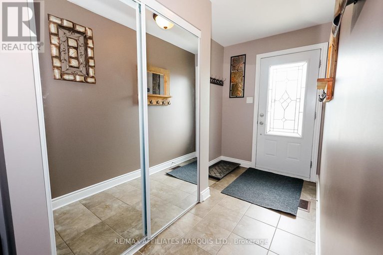 28809789/133-st-george-street-e/alexandria/north-glengarry/ontario/K0C1A0_4