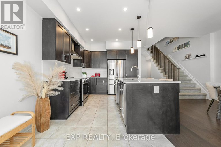 28625668/709-capricorn-circle/riverside-southgloucester-glen/ottawa/ontario/K4M0J5_15