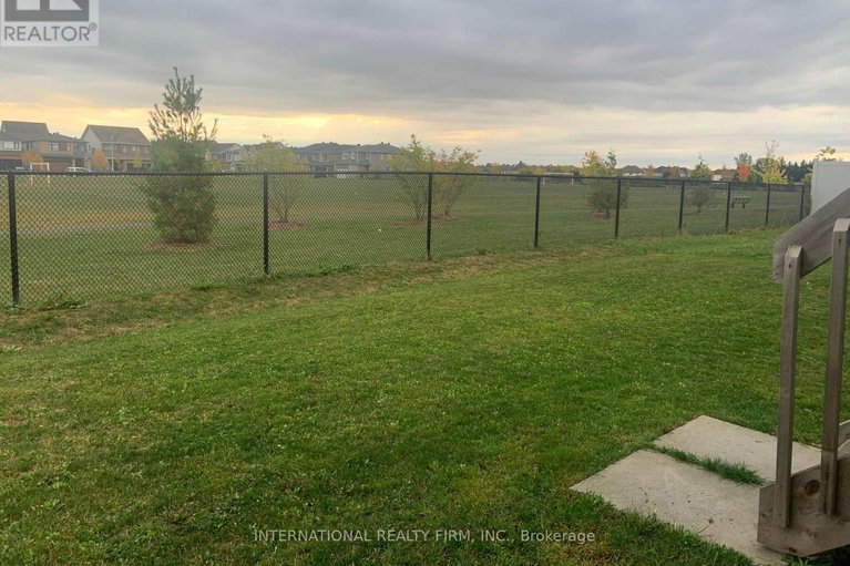 28736407/696-moonflower-crescent/blossom-parkkemp-parkfindlay-creek/ottawa/ontario/K1T0X8_44