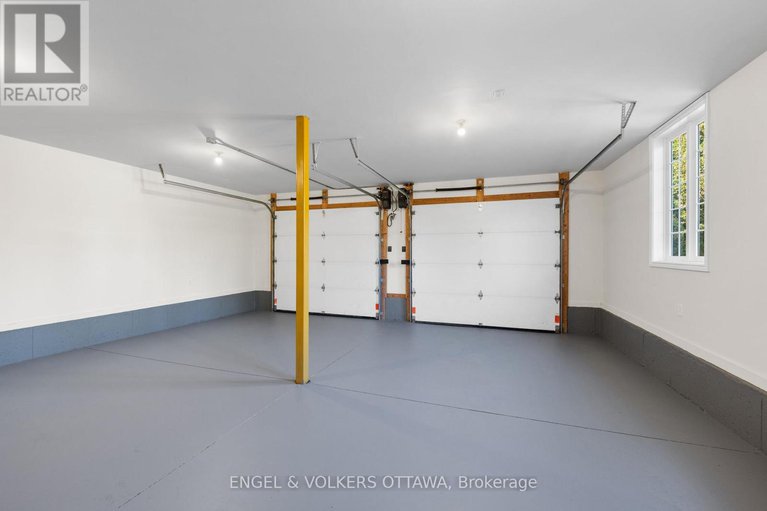 28882323/4682-beckwith-boundary-road/rideau-twp-south-to-roger-stevens-drive/ottawa/ontario/K0A1B0_35