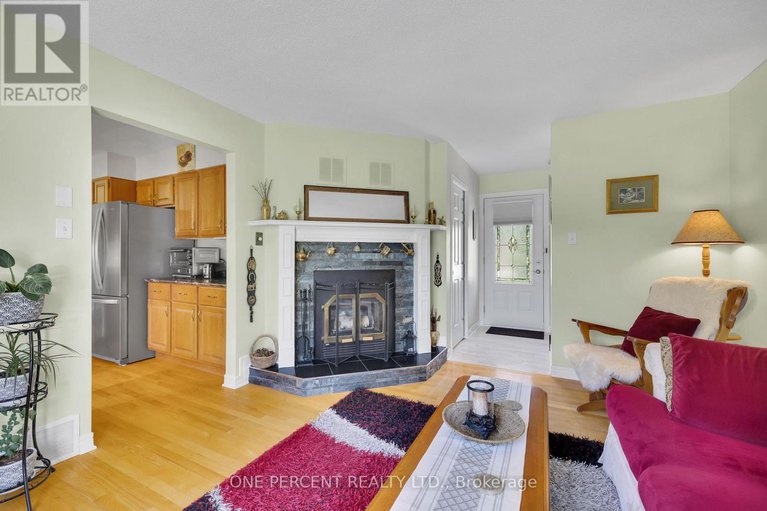 28386377/3-aimee-lane/north-grenville-twp-kemptville-south/north-grenville/ontario/K0G1S0_16