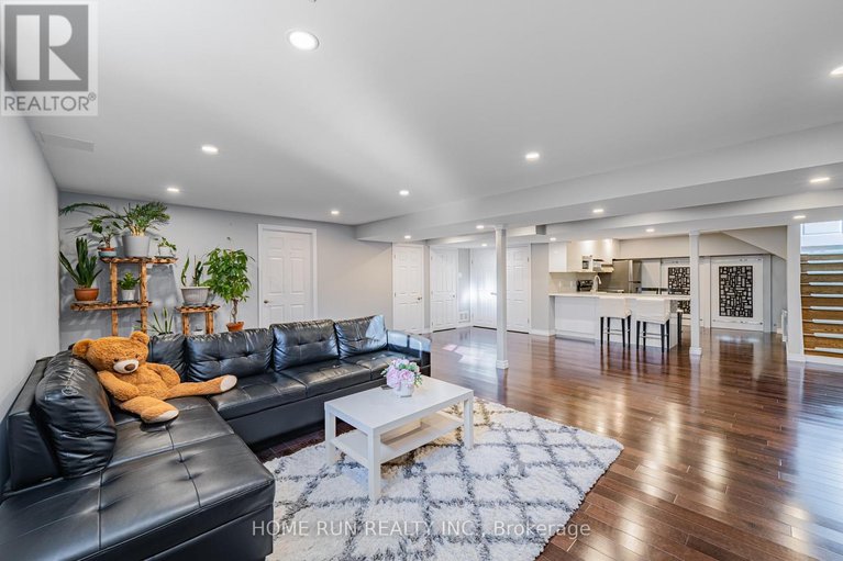 29657132/110-discovery-crescent/stittsville-north/ottawa/ontario/K2S0Z9_47