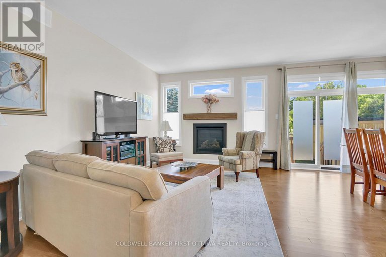 28739997/893-artemis-circle/manotick-south-to-roger-stevens/ottawa/ontario/K4M0H7_9
