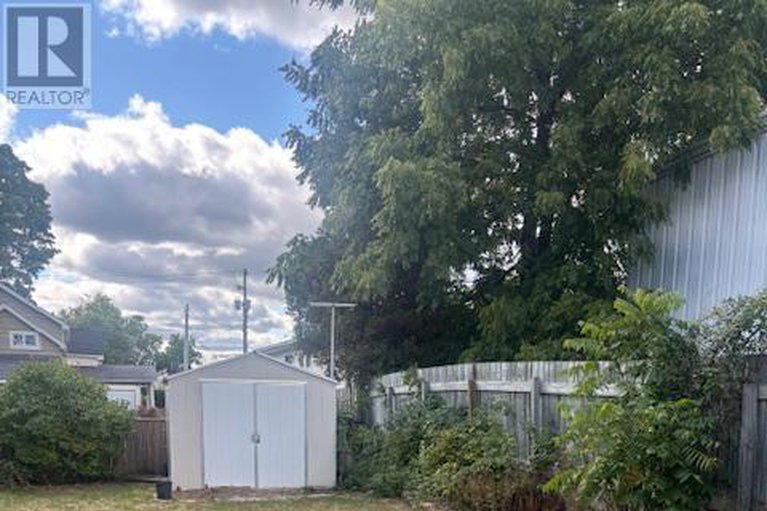 28839673/74-st-lawrence-street/morrisburg/south-dundas/ontario/K0C1X0_24