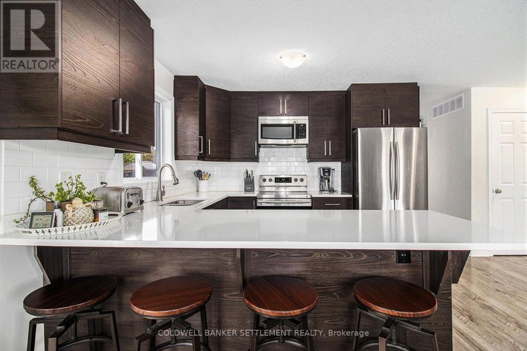 28952555/164-brittany-street/drummond-n-elmsley-drummond-twp/drummondnorth-elmsley/ontario/K7C4K9_12