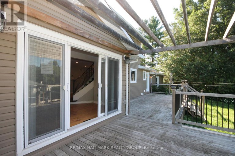 28422586/1844-river-road/manotick-east-to-manotick-station/ottawa/ontario/K4M1B4_40