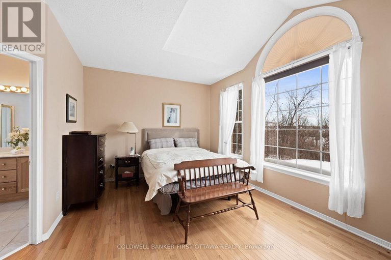 29386264/19-fencerow-way/stonebridge/ottawa/ontario/K2J4X8_25