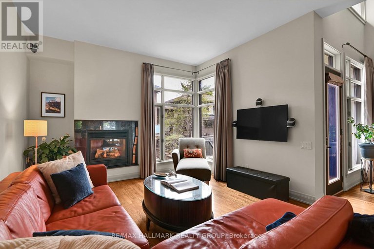 29674266/481-melbourne-avenue/mckellarhighland/ottawa/ontario/K2A1W4_12