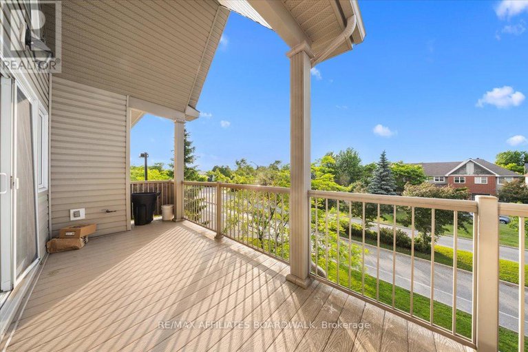 28353467/i-241-crestway-crescent-drive/barrhaven-east/ottawa/ontario/K2G0A9_23