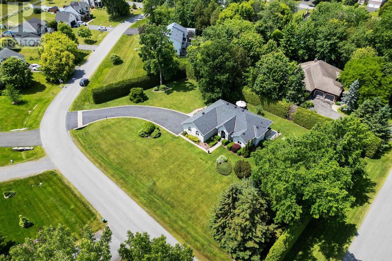 29031876/1591-stephanie-anne-drive/greely/ottawa/ontario/K4P1M8_45