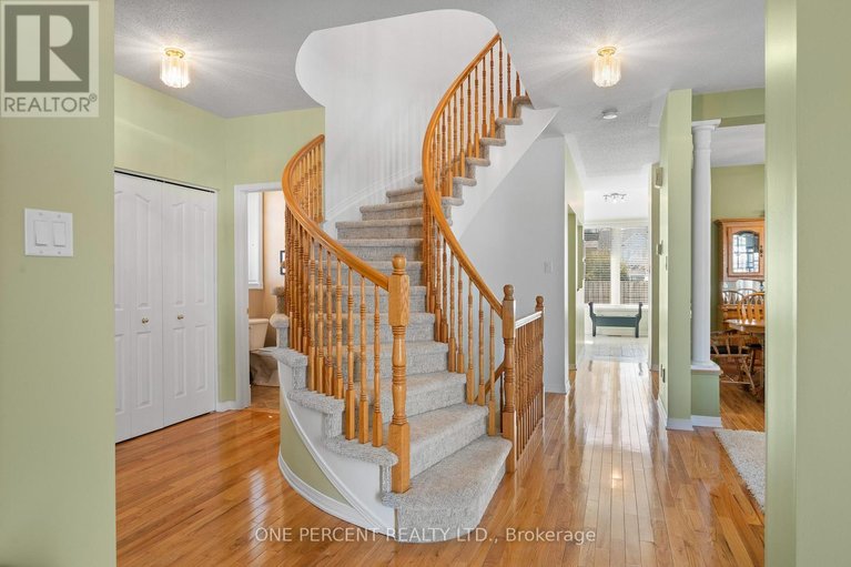 29586149/2113-hallendale-street/springridgeeast-village/ottawa/ontario/K4A4S1_4