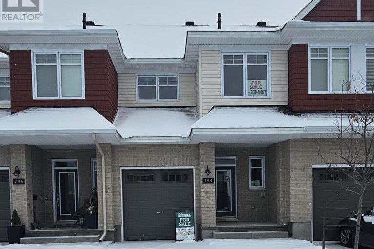 28880143/794-antonio-farley-street/camelot/ottawa/ontario/K4A5N3_1