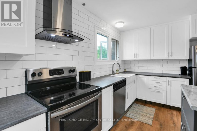 28761738/44-oberon-street/westcliffe-estates/ottawa/ontario/K2H7X8_19
