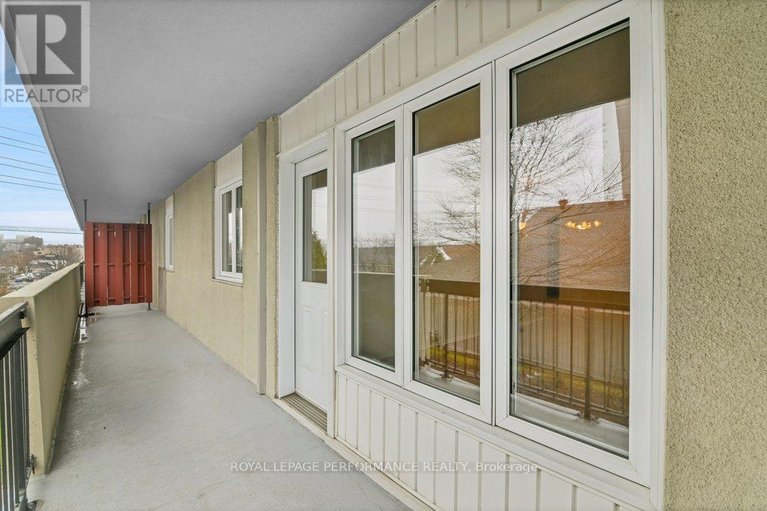 29620052/205-158-mcarthur-avenue/vanier/ottawa/ontario/K1L8E7_29