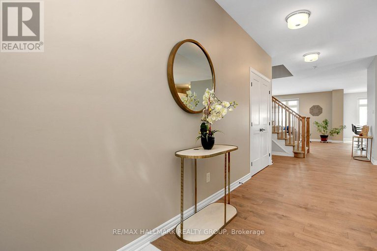 28598405/594-baie-des-castors-street/camelot/ottawa/ontario/K4A1E8_4