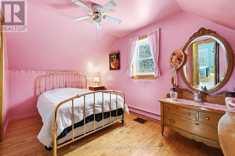 29302566/541-drummond-con-5b-concession/drummond-n-elmsley-drummond-twp/drummondnorth-elmsley/ontario/K7H3C8_17