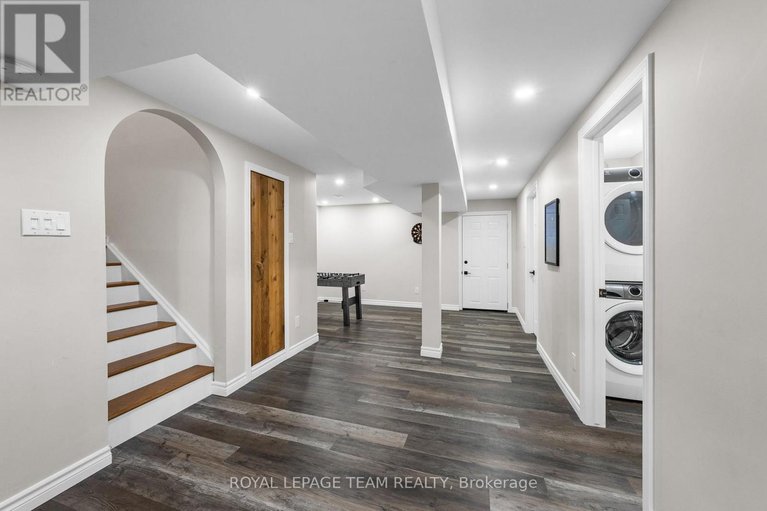 29662384/1081-boucher-crescent/manotick-south-to-roger-stevens/ottawa/ontario/K4M1B3_35