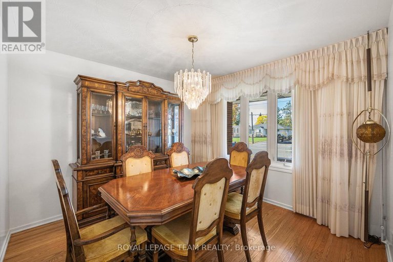 28997757/1665-fisher-avenue/carleton-heights/ottawa/ontario/K2C1X9_5