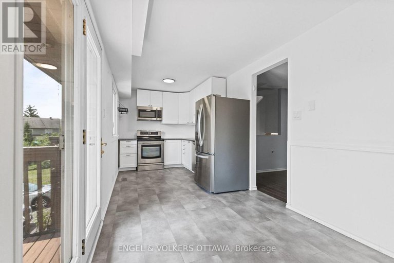 28594230/3-3205-uplands-drive/hunt-club-woods/ottawa/ontario/K1V9T3_13
