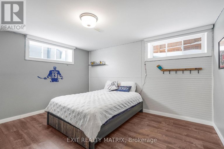 29468824/128-lyon-street/embrun/russell/ontario/K0A1W0_26