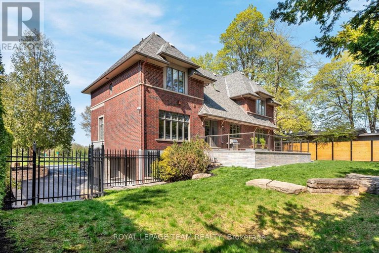 28430486/250-sandridge-road/rockcliffe/ottawa/ontario/K1L5A2_40