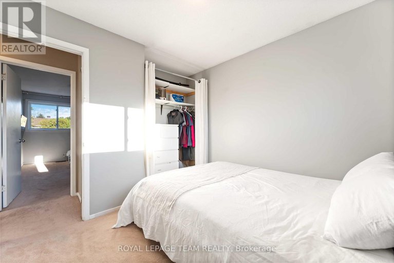 29049675/3-fulham-court/on-the-green/ottawa/ontario/K2J2L6_16